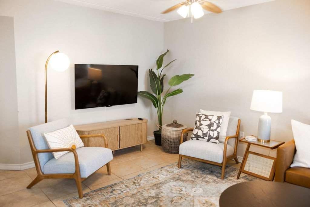 2 Bed 2 Bath 1St Floor Condo W Pool By Beach جنوب جزيرة بادري المظهر الخارجي الصورة